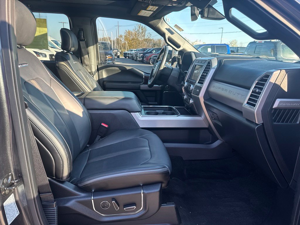 Used 2017 Ford F450 Platinum w/ Platinum Ultimate Package AWD/4WD image 36