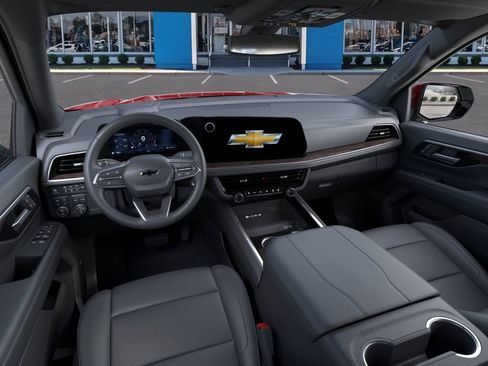 New 2026 Chevrolet Suburban Z71 w/ Comfort Package AWD/4WD image 15