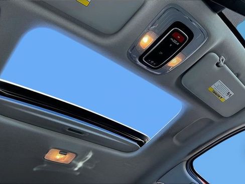 Used 2023 Hyundai Elantra Limited w/ Cargo Package image 26