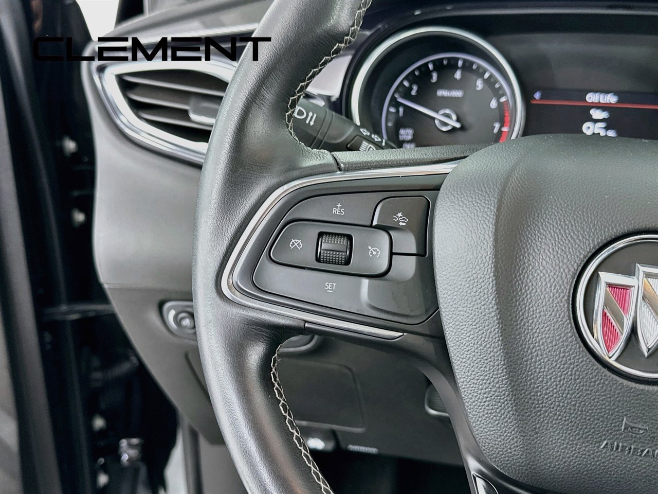 Used 2023 Buick Encore GX Select w/ Sport Touring Package FWD image 16