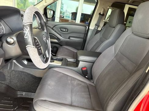Used 2022 Nissan Frontier S w/ Technology Package AWD/4WD image 24