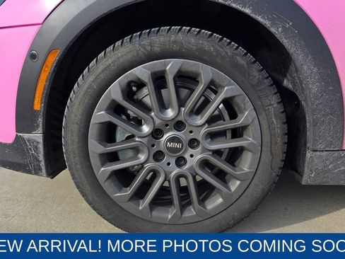 Used 2025 MINI Cooper 4-Door Hardtop image 10