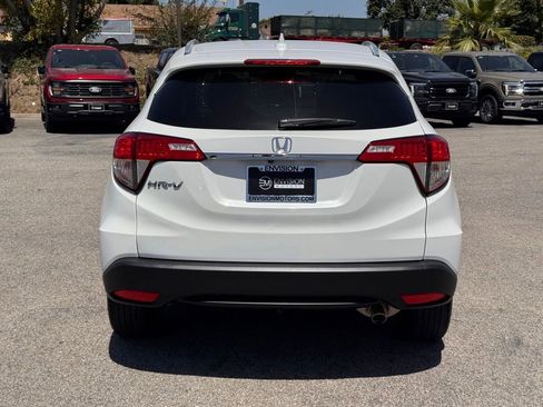 Used 2021 Honda HR-V EX-L image 11