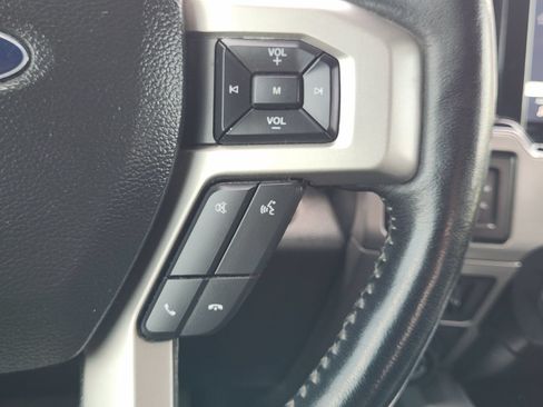 Used 2022 Ford F350 Lariat w/ Lariat Ultimate Package AWD/4WD image 32
