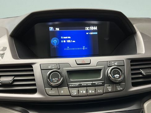 Used 2014 Honda Odyssey EX-L image 27