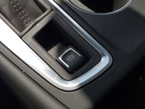 Certified 2021 Chevrolet Equinox LT AWD/4WD image 21