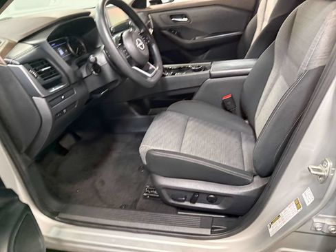 Used 2023 Nissan Rogue SV AWD/4WD image 56