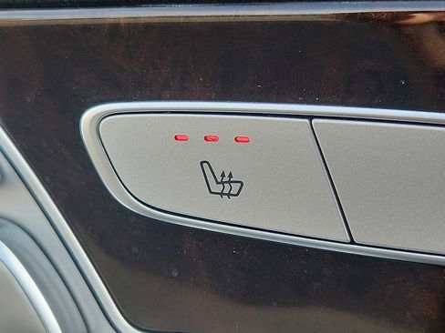 Used 2022 Mercedes-Benz E 350 4MATIC Sedan image 26