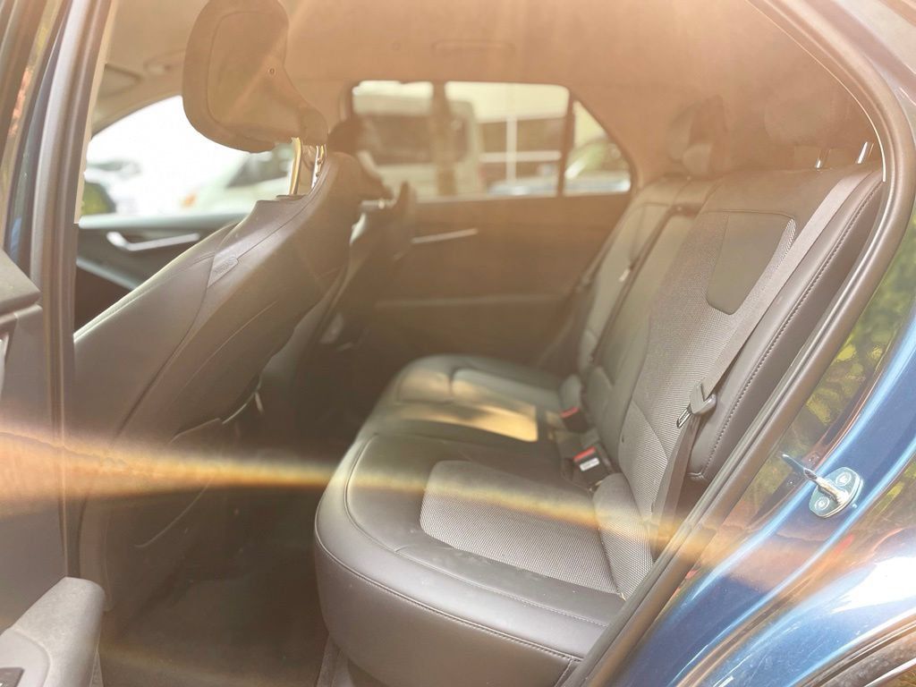 Certified 2023 Kia Niro Wind w/ Wind Preserve Package FWD image 17