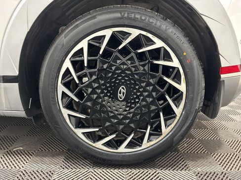 Used 2023 Hyundai Ioniq 5 Limited image 34