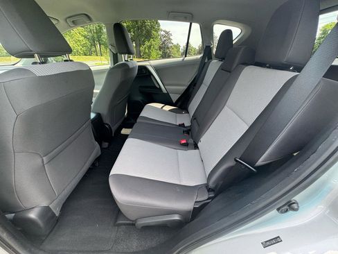 Used 2013 Toyota RAV4 LE AWD/4WD image 27