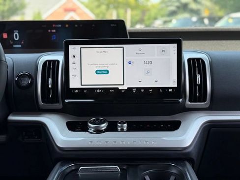 New 2027 Ford Expedition Active AWD/4WD image 26