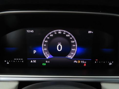 New 2025 Volkswagen Taos SE image 13