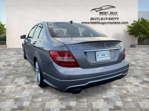 Used 2014 Mercedes-Benz C 250 Sedan image 4