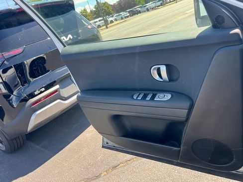 Used 2023 Hyundai Ioniq 5 SE RWD image 15