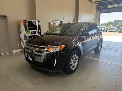 Used 2013 Ford Edge Limited FWD image 2