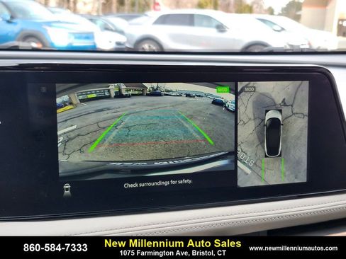 Used 2024 Nissan Ariya AWD image 21