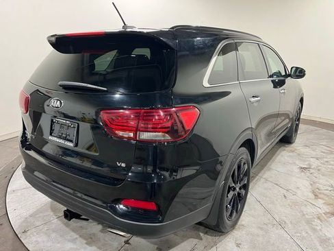 Used 2020 Kia Sorento S image 9