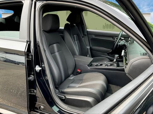 Used 2024 Honda Civic Sport image 7