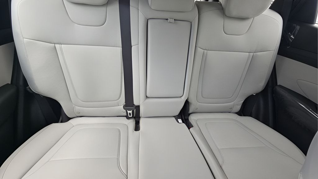 New 2026 Hyundai Tucson SE AWD/4WD image 10