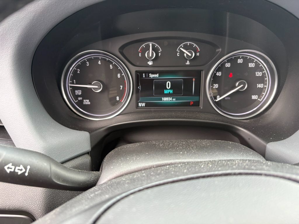 Used 2019 Buick Enclave Essence AWD/4WD image 6
