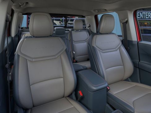 New 2026 Ford Maverick Lariat w/ 4K Tow Package image 10