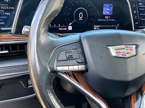 Used 2023 Cadillac Escalade Premium Luxury RWD image 20