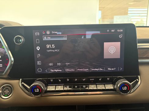 Used 2026 GMC Canyon Denali AWD/4WD image 18
