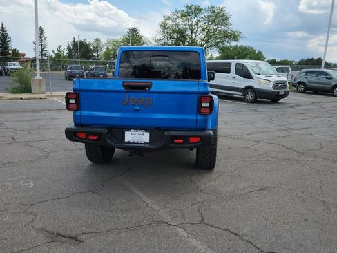 Used 2022 Jeep Gladiator Rubicon w/ LED Lighting Group AWD/4WD image 11