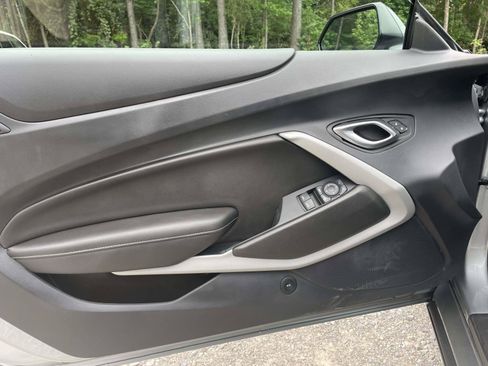 Used 2023 Chevrolet Camaro SS RWD image 5