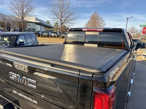 Used 2022 GMC Sierra 1500 SLT image 7