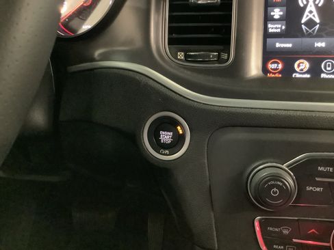 Used 2020 Dodge Charger R/T RWD image 23