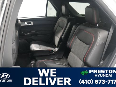 Used 2023 Ford Explorer ST-Line w/ Class IV Trailer Tow Package image 11