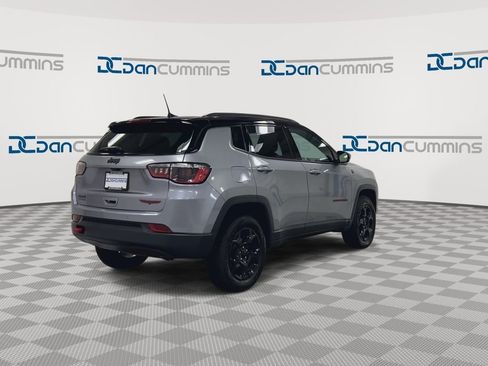 Used 2023 Jeep Compass Trailhawk image 8