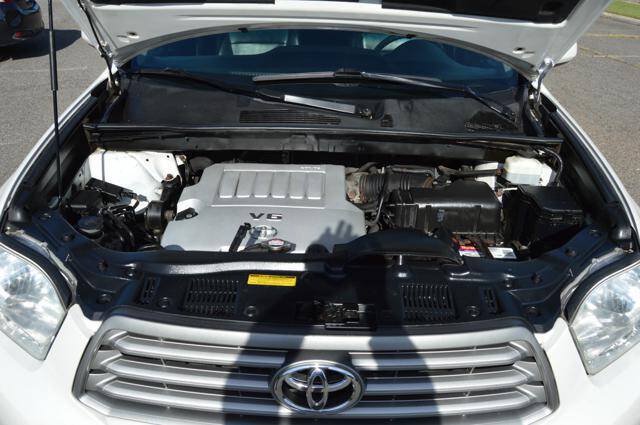 Used 2010 Toyota Highlander SE AWD/4WD image 35