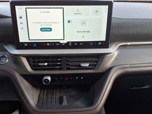 Used 2025 Ford Explorer Platinum w/ LUX Leather Package image 28