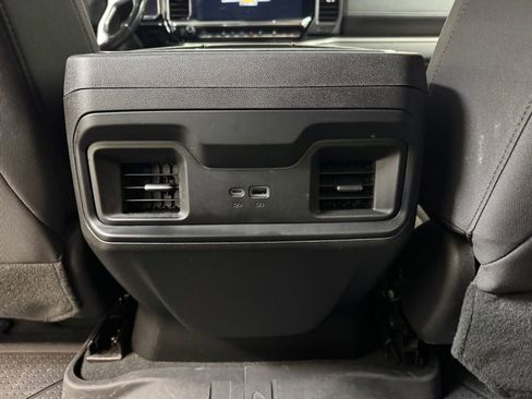 Used 2023 Chevrolet Silverado 1500 LT w/ Protection Package AWD/4WD image 17
