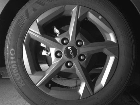 Used 2025 Kia K4 LXS image 14