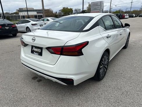 Used 2025 Nissan Altima 2.5 SV FWD image 6