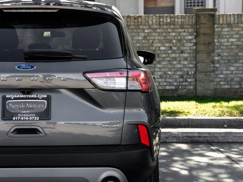 Used 2022 Ford Escape SE w/ Convenience Package image 61