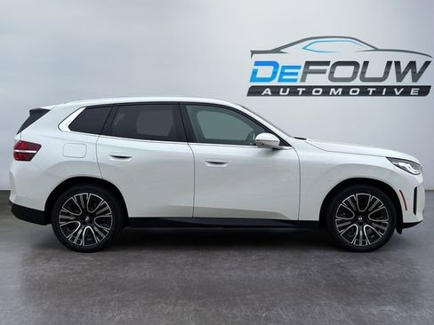 New 2026 BMW X3 xDrive30 w/ Premium Package image 2