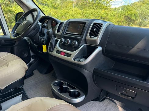 Used 2021 RAM ProMaster 1500 w/ Convenience Group FWD image 27