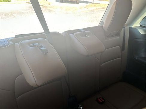 Used 2024 Nissan Pathfinder Platinum w/ Black Appearance Package image 16