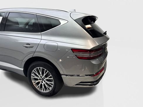 Used 2025 Genesis GV80 2.5T Standard AWD/4WD image 19