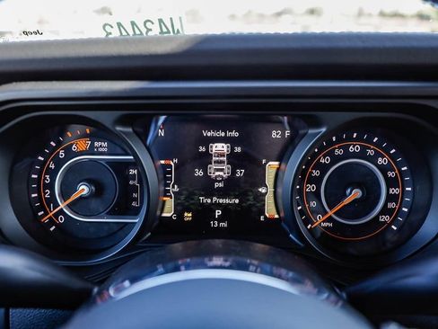 New 2026 Jeep Wrangler Unlimited Sahara AWD/4WD image 27
