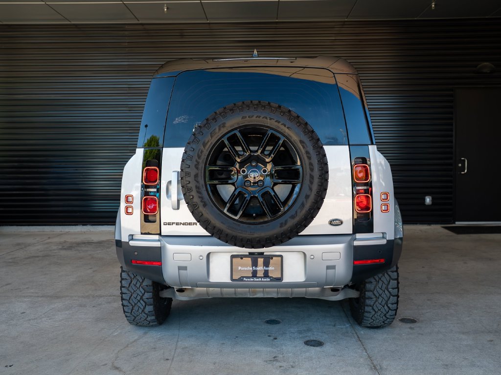 Used 2023 Land Rover Defender 110 S AWD/4WD image 6