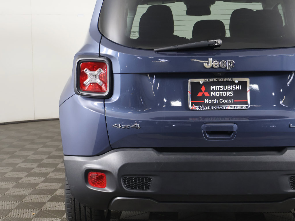 Used 2022 Jeep Renegade Limited AWD/4WD image 15
