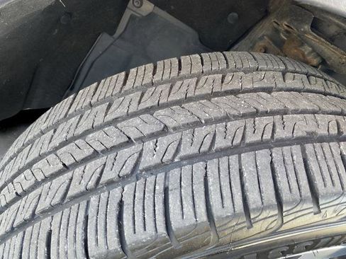 Used 2018 Honda HR-V EX-L image 40