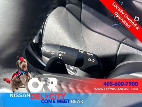 New 2025 Nissan Armada SL w/ Captain's Chari Seat Package image 21
