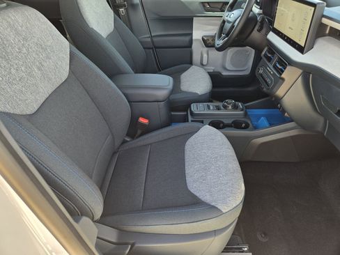 New 2026 Ford Maverick XLT image 15